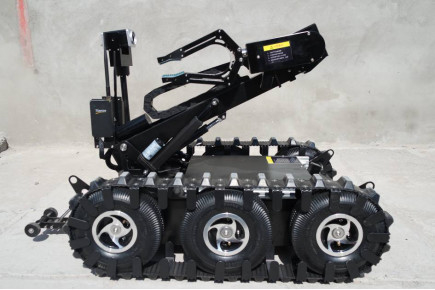 Perangkat Robot EOD Terintegrasi 40º Kemampuan Menanjak / Tangga Panjat